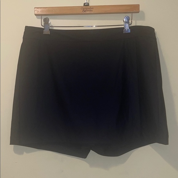Womens SPANX Sunshine Skort 6” in Very Black - Picture 5 of 9